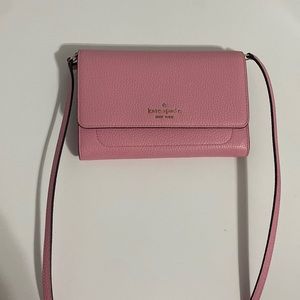 Kate Spade pink crossbody wallet/purse in great condition, only used twice.